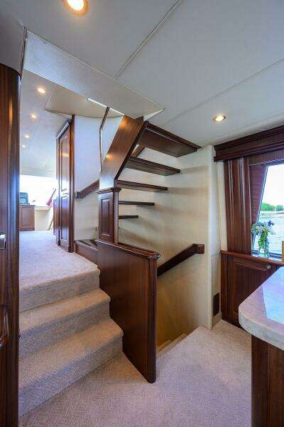 85ft Pacific Mariner Yacht For Sale