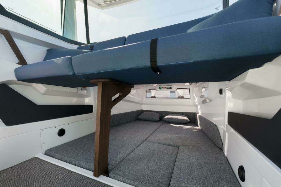 AGAPI 30ft Axopar Yacht For Sale