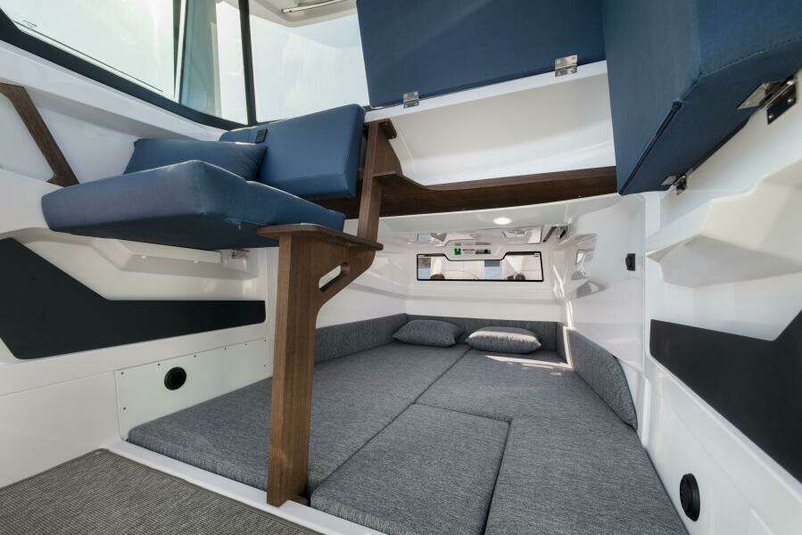 AGAPI 30ft Axopar Yacht For Sale