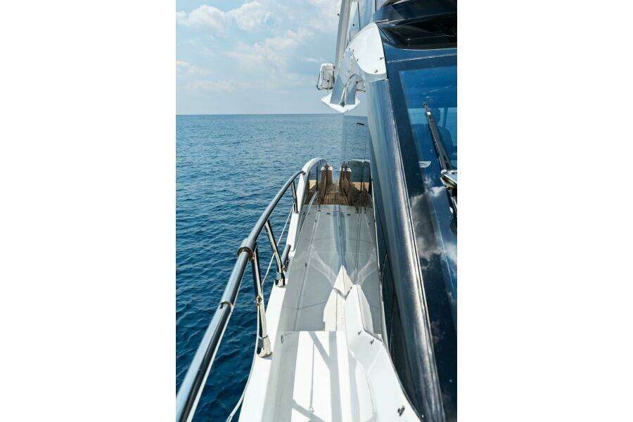 Triple T 64ft Galeon Yacht For Sale