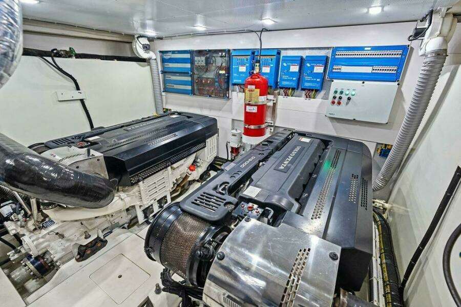 Triple T 64ft Galeon Yacht For Sale