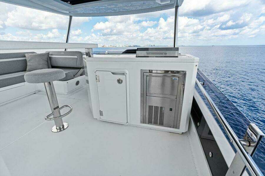 Triple T 64ft Galeon Yacht For Sale
