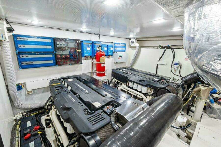 Triple T 64ft Galeon Yacht For Sale