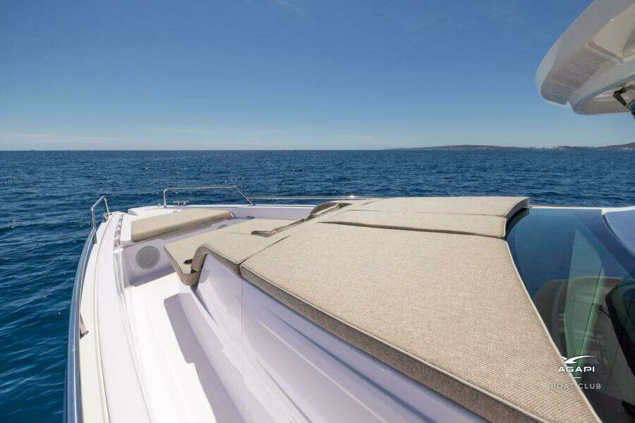 AGAPI 45ft Axopar Yacht For Sale