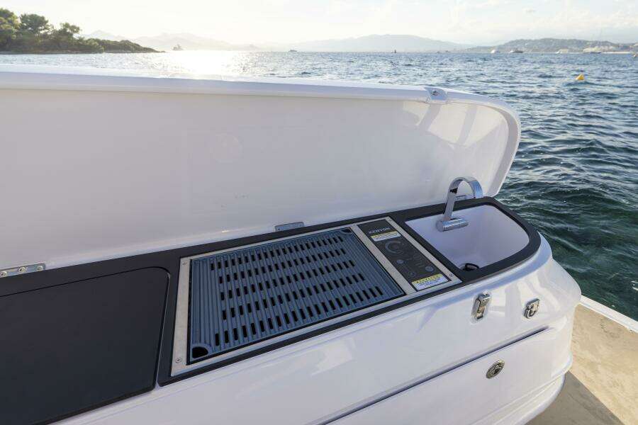 AGAPI 45ft Axopar Yacht For Sale