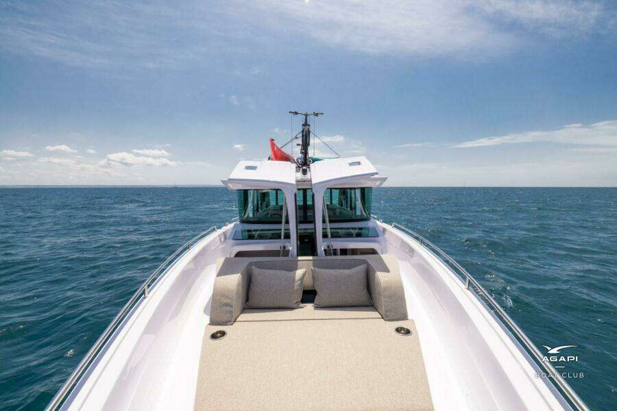 AGAPI 45ft Axopar Yacht For Sale