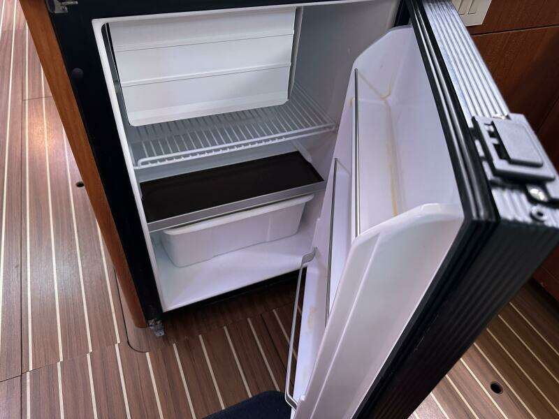 Ninkasi 38ft Hunter Yacht For Sale