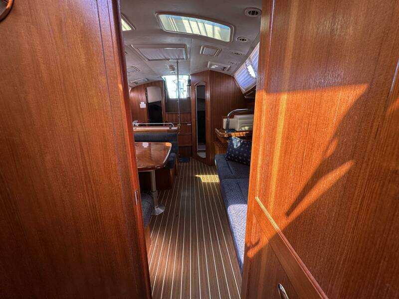 Ninkasi 38ft Hunter Yacht For Sale