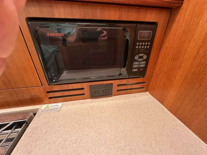 Ninkasi 38ft Hunter Yacht For Sale