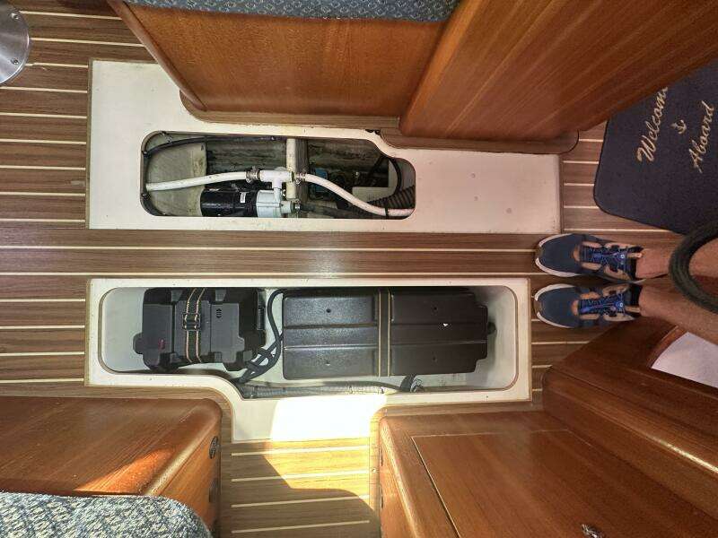 Ninkasi 38ft Hunter Yacht For Sale