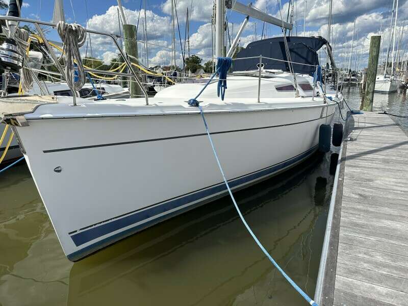 Ninkasi 38ft Hunter Yacht For Sale