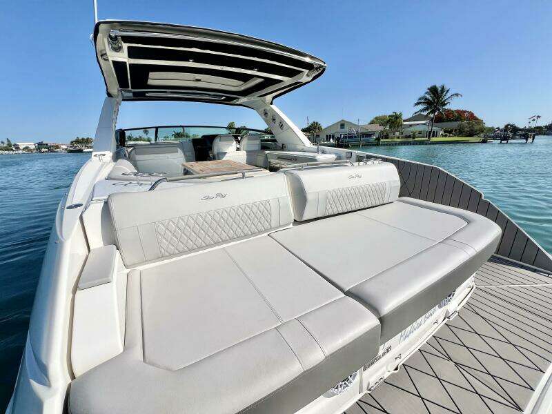 40ft Sea Ray Yacht For Sale