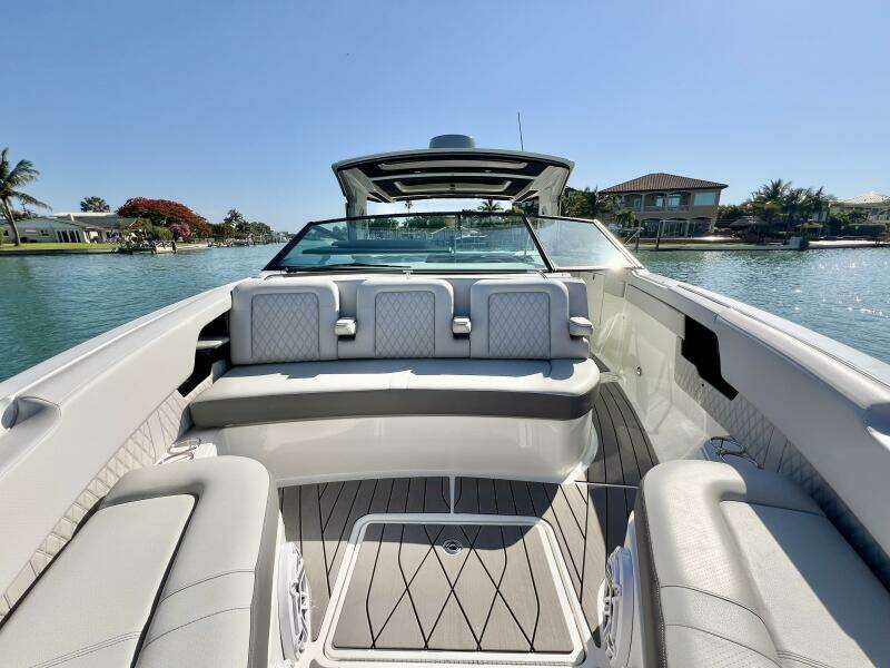 40ft Sea Ray Yacht For Sale