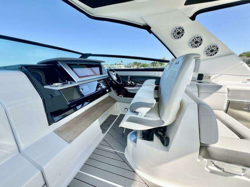 40ft Sea Ray Yacht For Sale