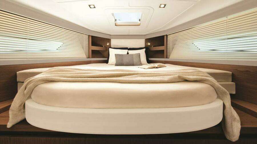 AGAPI 37ft Beneteau Yacht For Sale