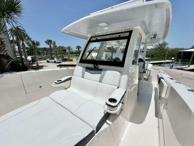 36ft Robalo Yacht For Sale