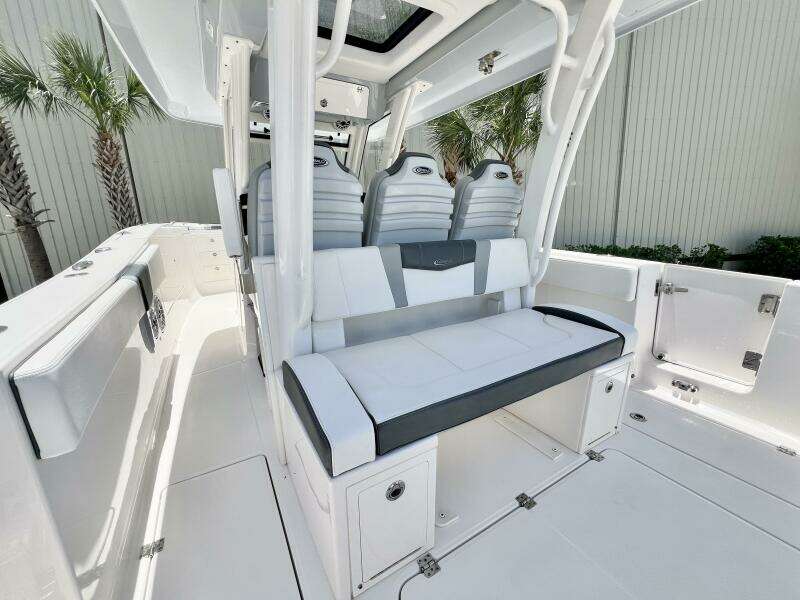 36ft Robalo Yacht For Sale