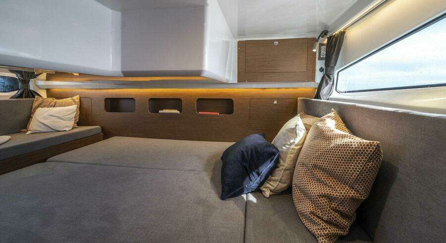AGAPI 36ft Beneteau Yacht For Sale