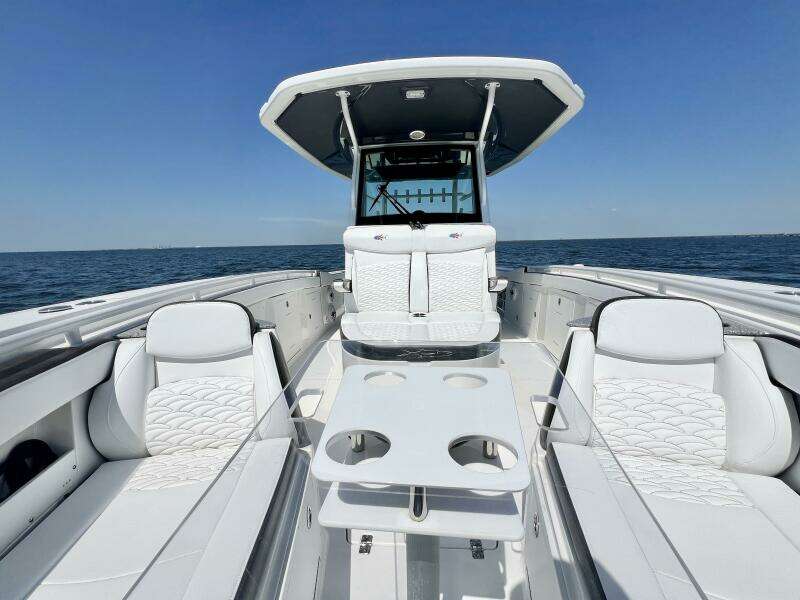 33ft Crevalle Yacht For Sale