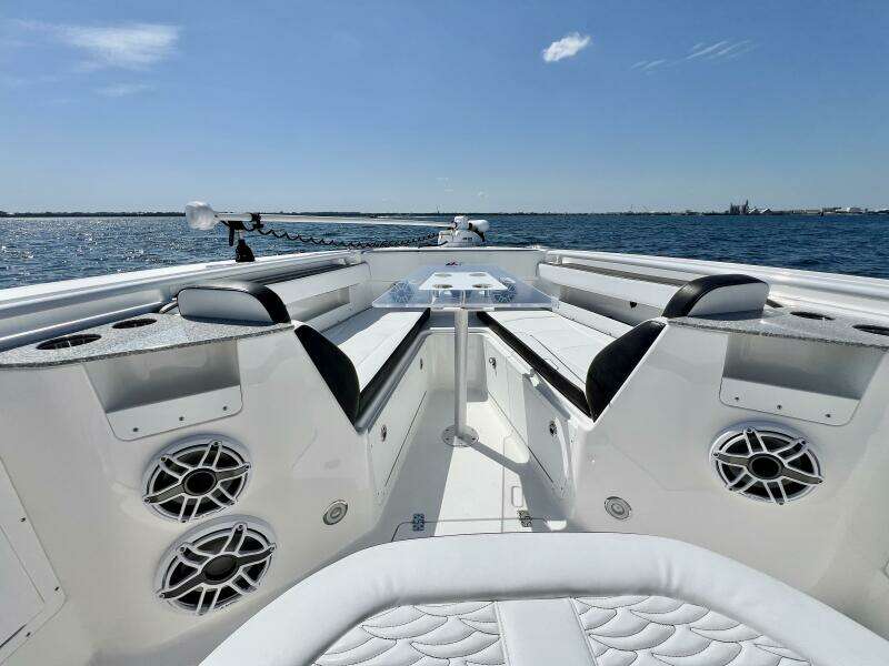33ft Crevalle Yacht For Sale