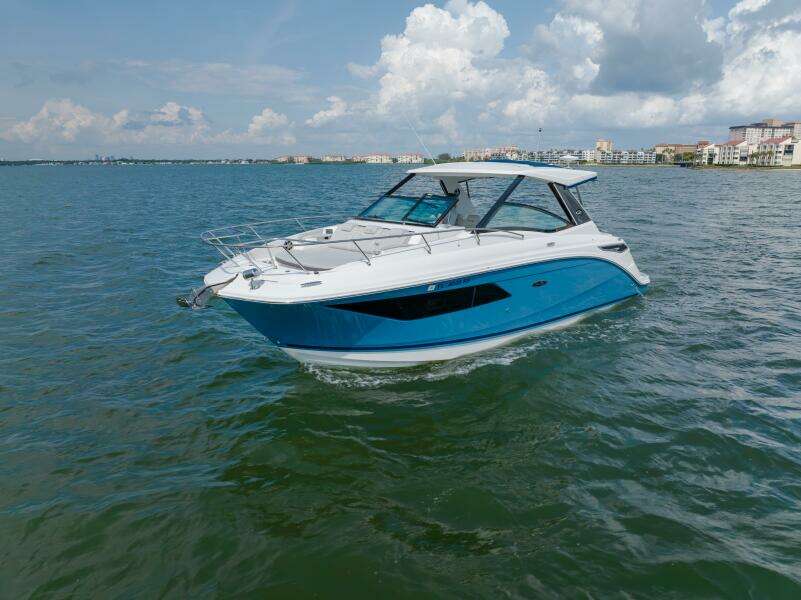 32ft Sea Ray Yacht For Sale