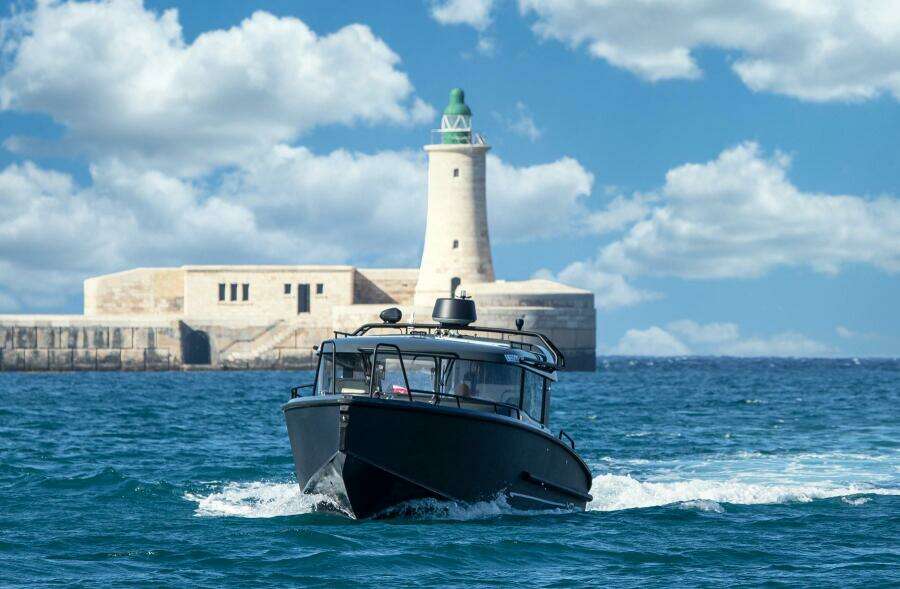 AGAPI 30ft XO Boats Yacht For Sale