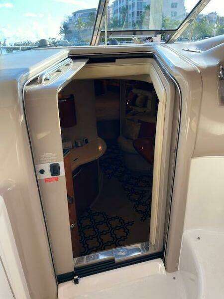 38ft Sea Ray Yacht For Sale