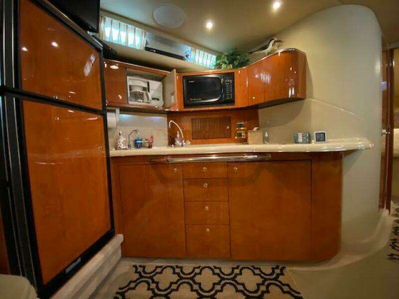 38ft Sea Ray Yacht For Sale