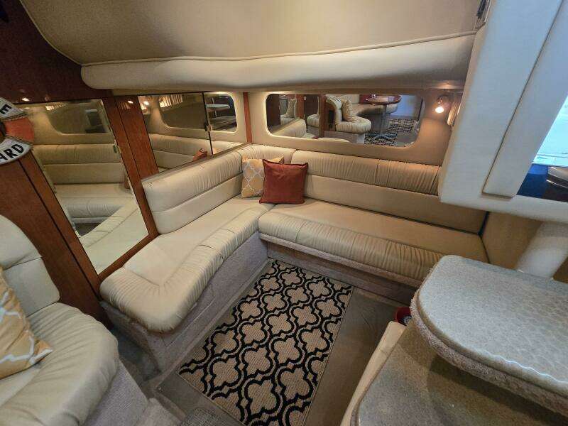 38ft Sea Ray Yacht For Sale