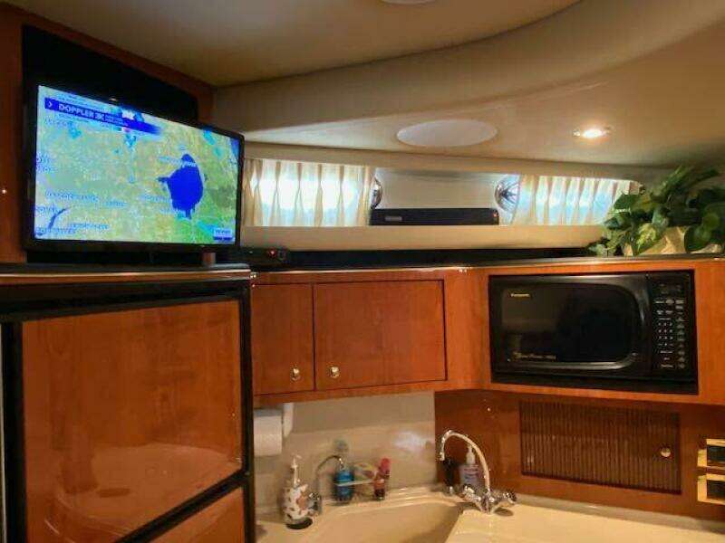 38ft Sea Ray Yacht For Sale
