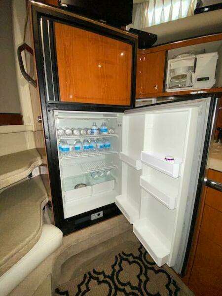 38ft Sea Ray Yacht For Sale