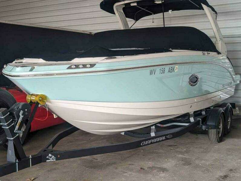 23ft Chaparral Yacht For Sale