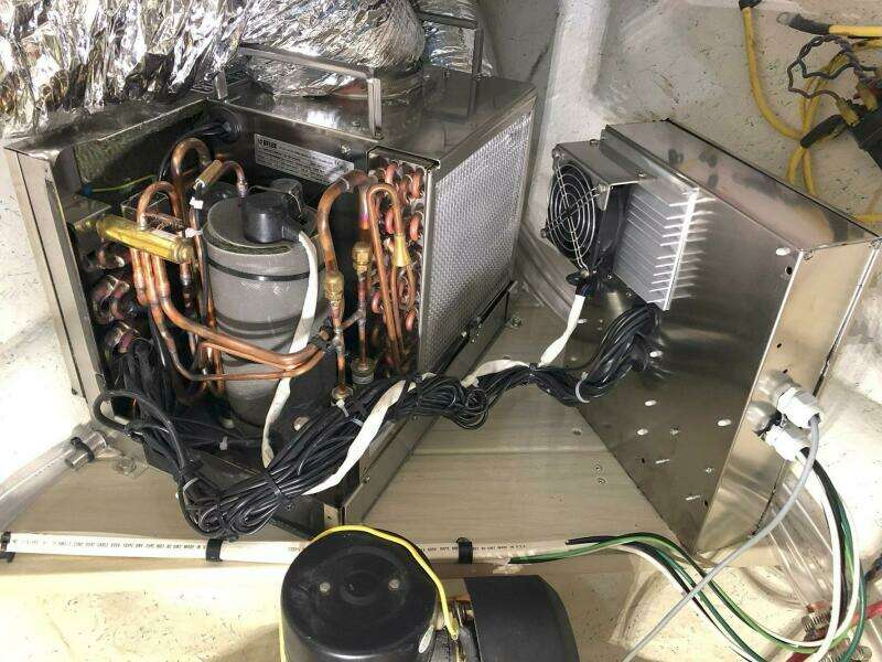 25ft Atlas Yacht For Sale