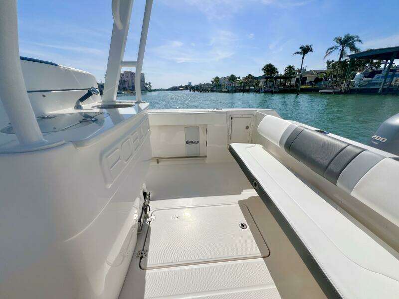 27ft Robalo Yacht For Sale