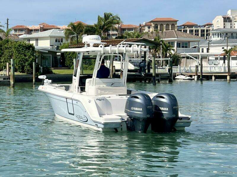 27ft Robalo Yacht For Sale