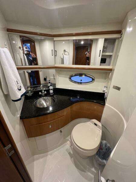 Tranquility 40ft Carver Yacht For Sale