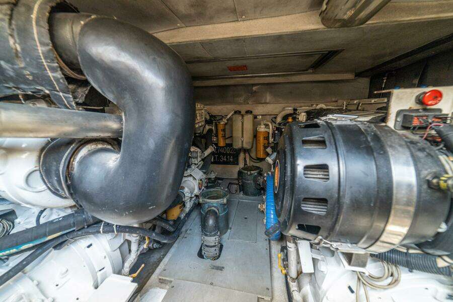 2007 Azimut 55 