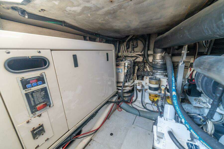 2007 Azimut 55 