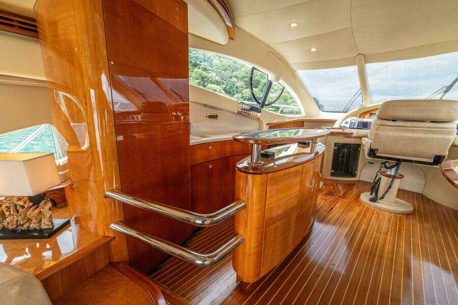 2007 Azimut 55 