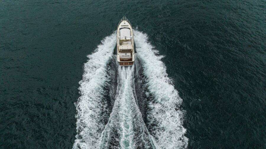 2007 Azimut 55 