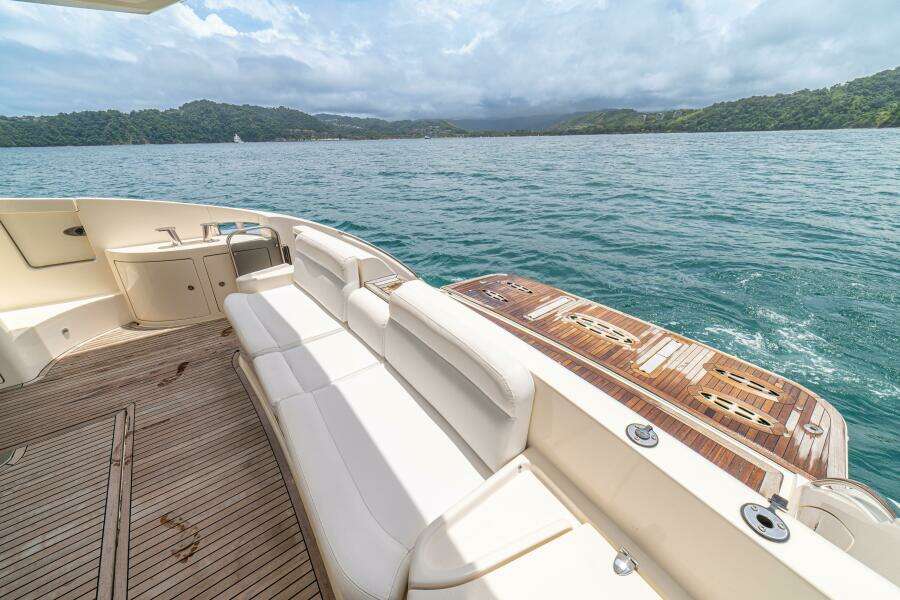 2007 Azimut 55 