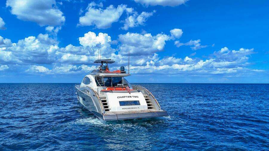 92ft Lazzara Yachts Yacht For Sale