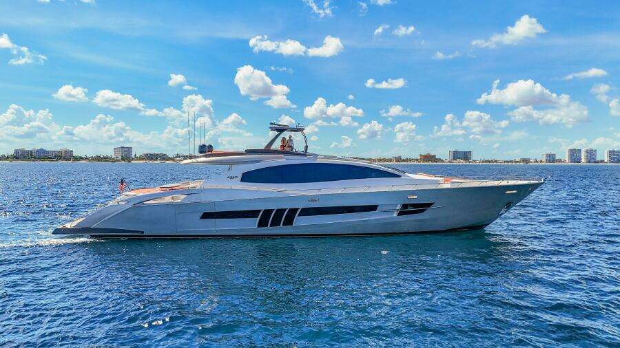 92ft Lazzara Yachts Yacht For Sale
