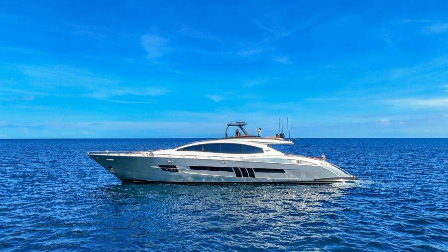 92ft Lazzara Yachts Yacht For Sale