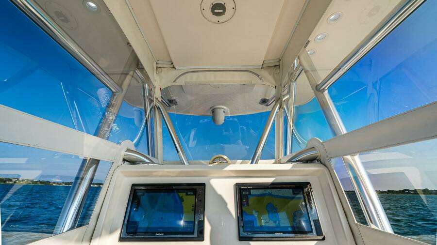 Blue Eyes 33ft Invincible Yacht For Sale