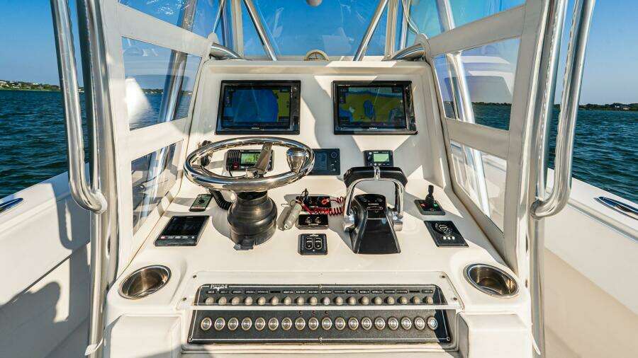 Blue Eyes 33ft Invincible Yacht For Sale