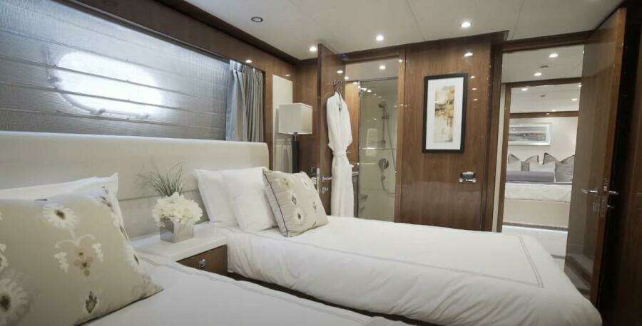 LOLA T 101ft Hargrave Yacht For Sale