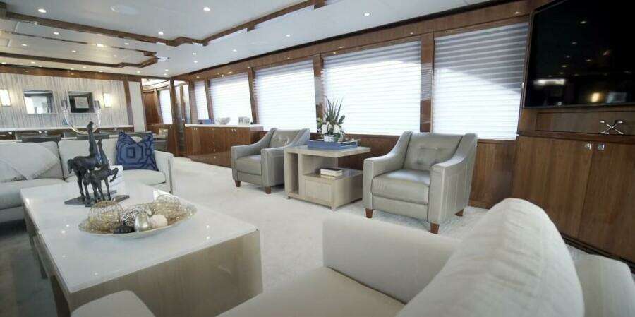 LOLA T 101ft Hargrave Yacht For Sale