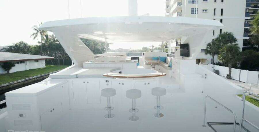 LOLA T 101ft Hargrave Yacht For Sale