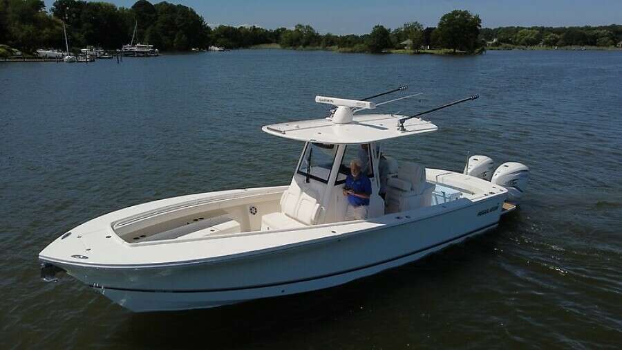 Salty Dog 31ft Regulator Yacht For Sale